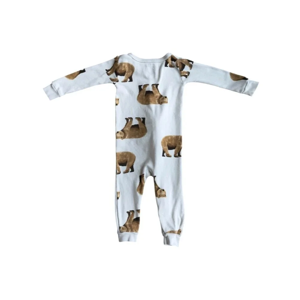 Carter’s Baby Long Sleeve Bear Print One Piece Zip Up Cotton Pajamas. 12 Months.